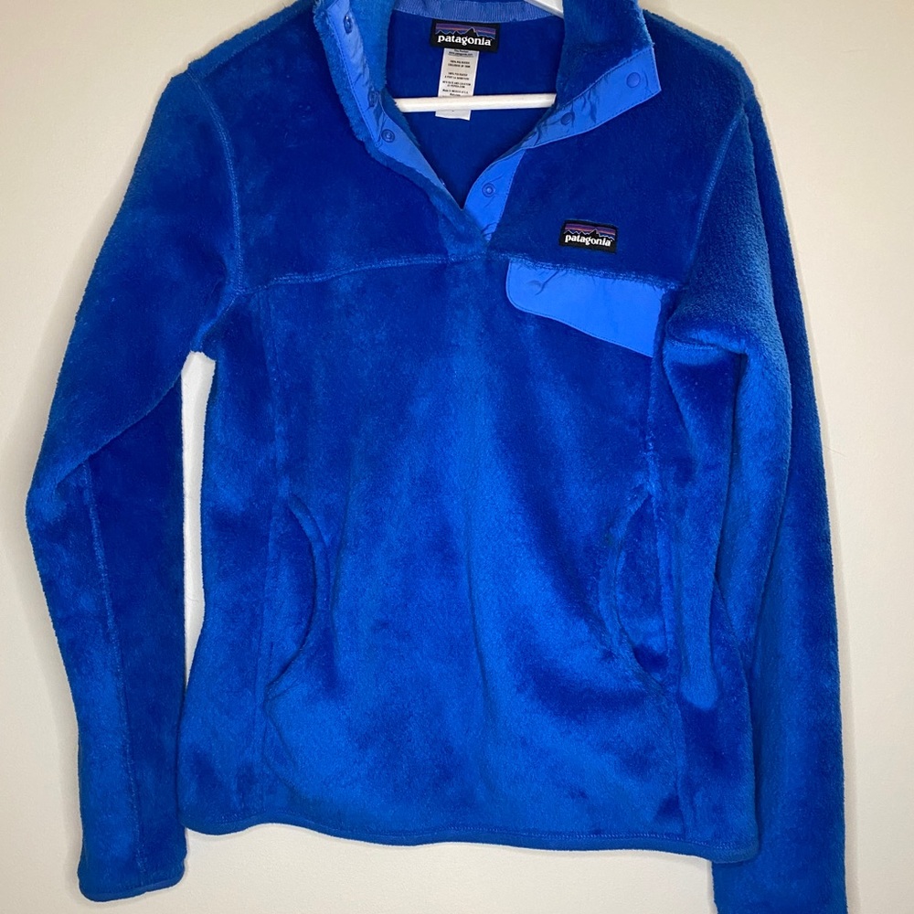 Cozy Patagonia Pullover in Blue